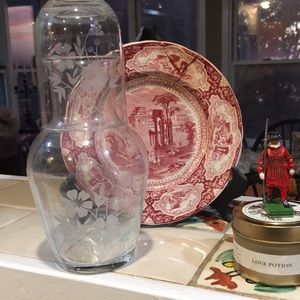 EUC Vtg antique bedside water carafe